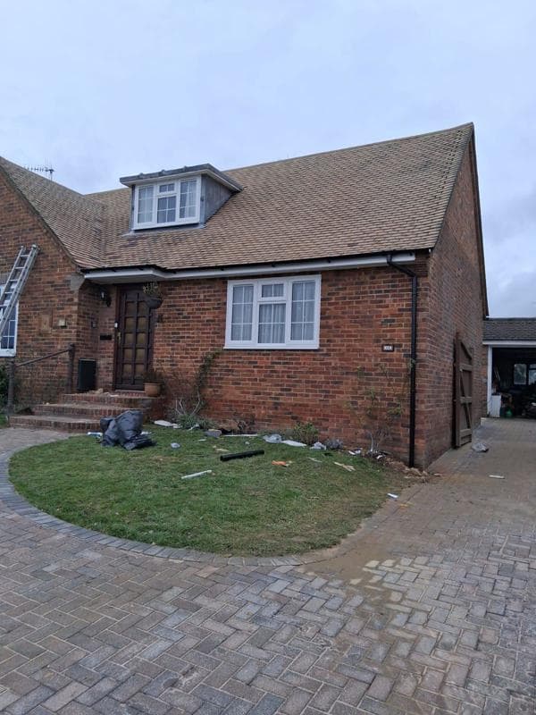 pvc fascia soffit guttering downpipes with asbestos removal in canterbury kent 7