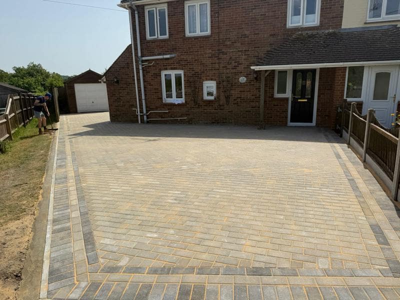 block paved driveway in canterbury 8
